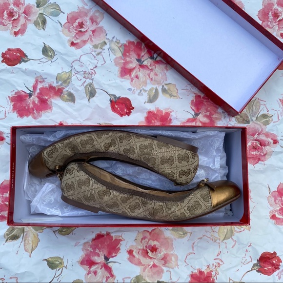 Y2K GUESS Ballet flats! - Picture 3 of 3